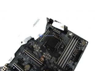 GIGABYTE-AORUS-Z270X-Gaming-5-10