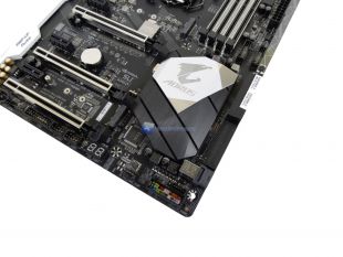 GIGABYTE-AORUS-Z270X-Gaming-5-17