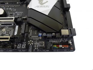 GIGABYTE-AORUS-Z270X-Gaming-5-18